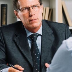 адвокат по призыву